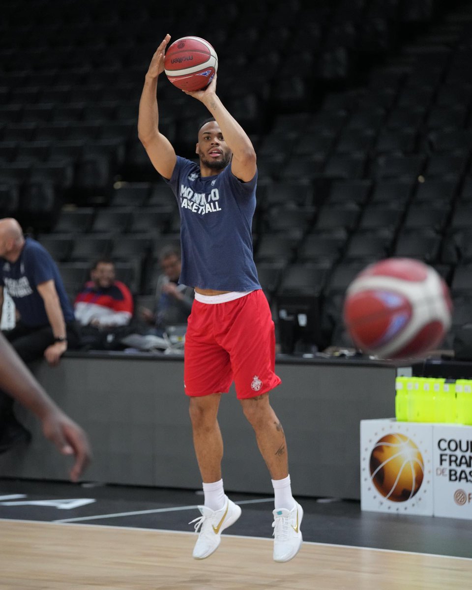 Be_BasketFr's tweet photo. Avant les finales de la #CDFBasket à l'Accor Arena, des créneaux d'entraînements pour les deux équipes masculines... mais pas pour les féminines 🤔

➡️ https://t.co/2lHGnT3XVt

📸 @ASMonaco_Basket https://t.co/xvL3ZuTBEc