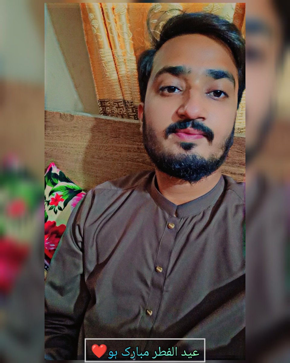 RaZaNaeem16's tweet photo. Eid Mubarak to You and Your Family♥️ https://t.co/v0wpLcVXgb