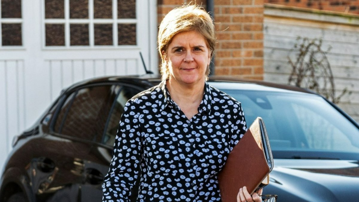 Chauffeur Driven Backbencher

Why is a backbench SNP MSP being chauffeur-driven around when she is not even attending to her day job in the Scottish Parliament? 

action4equalityscotland.blogspot.com/2023/04/chauff…