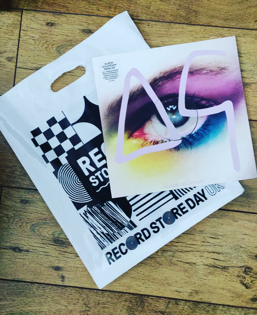 xtony76x's tweet photo. Record store Day 2023 done and dusted! Can't wait to play this @alisongoldfrapp absolutely love this gorgeous sleeve design! Looking forward to the new album and seeing you in Manchester https://t.co/JiPIh9VjJ8