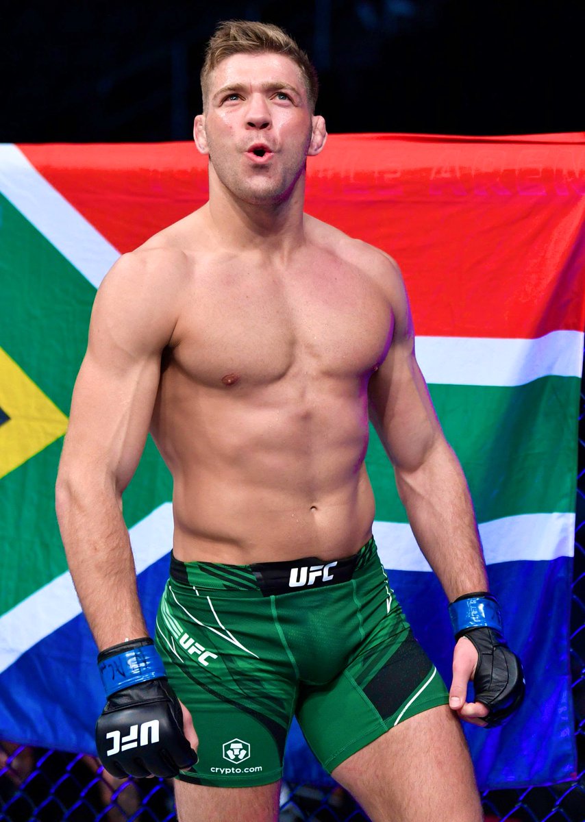 dricusduplessis's tweet photo. So you say I haven’t earned my title shot yet?
Hold my beer watch this..
#preparetobeamazed🇿🇦
#ufc290 https://t.co/CKIzgoEoEv