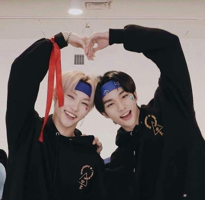 Rebeca_Andreea2's tweet photo. #ProtectFelix
Felix cute 
Felix lovely
Felix sunshine
Felix the best part of stay life
Felix  best dancer / rapper / vocalist
Felix the comfort space for stay
#ProtectHyunjin
Hyunjin cute 
Hyunjin the best part of STAY LIFE
Hyunjin the comfort zone
Hyunjin lovely
Hyunjin sunshine https://t.co/f8vdpakFP0