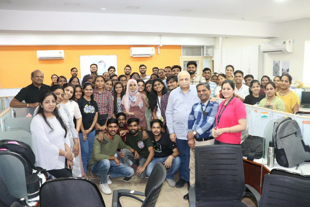 IntrospectInCH1's tweet image. &quot;Service Excellence in DJFM&quot; at InCHES Healthcare Private Limited !!

We are proud to share that we have processed over 3 lakh applications in DJFM alone, saving our clients from huge losses., always maintaining 100% closure within TAT AND over 98% decision congruence.