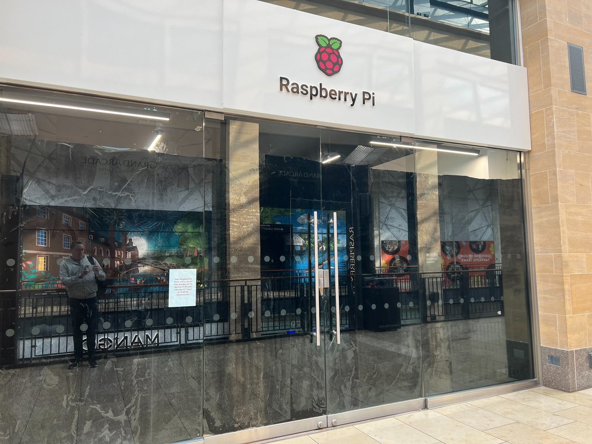Raspberry Pi tweet media