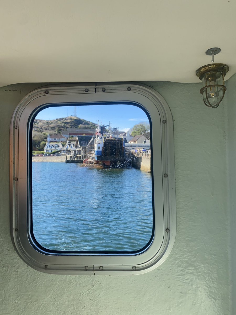 Doune_Knoydart's tweet photo. Today’s #loowithaview comes from Mallaig Harbour where we just dropped off this weeks guests. They’ve had a ‘whale’ of a time with wall to wall sunshine, orcas, otters and even a faint aurora last night https://t.co/1S8sY9tyyP