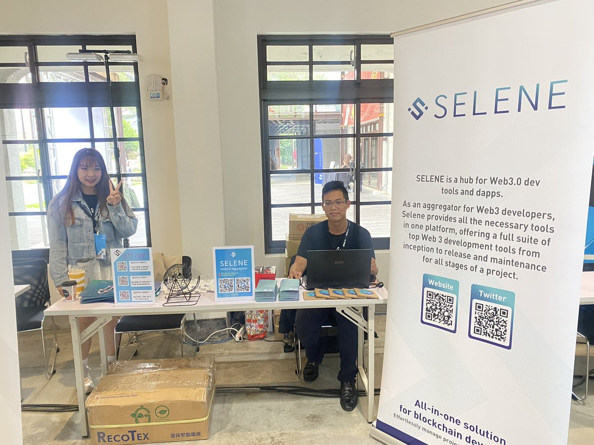 SELENEnetwork's tweet photo. Welcome to our booth
#ETHTaipei #selene #web3 #blockchain 

Potato are here waiting for your🐶🥔 https://t.co/IKjaOaB4XD