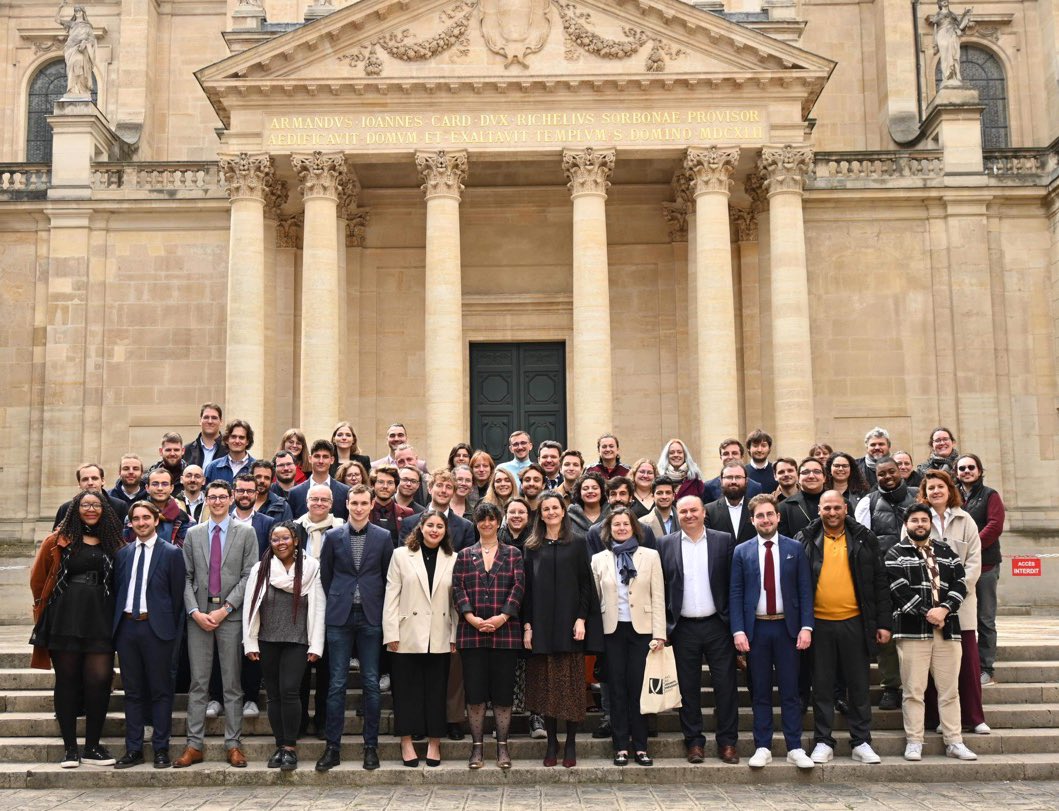 🎬Clap de fin de ce #20e #anniversaire de l’association <a href="/CEVPU/">CEVPU</a> centré sur le #rôle et l’évolution des #missions des VPE

Un grand MERCI aux participants et à nos #partenaires pour leur soutien et leur confiance <a href="/sup_recherche/">Ministère Enseignement supérieur et Recherche</a> <a href="/FranceUniv/">France Universités</a>  <a href="/AVUF_officiel/">AVUF</a> <a href="/Vp_Vecu/">VECU</a> <a href="/ReseauR2VE/">Réseau Vie étudiante R2VE</a> 🤝