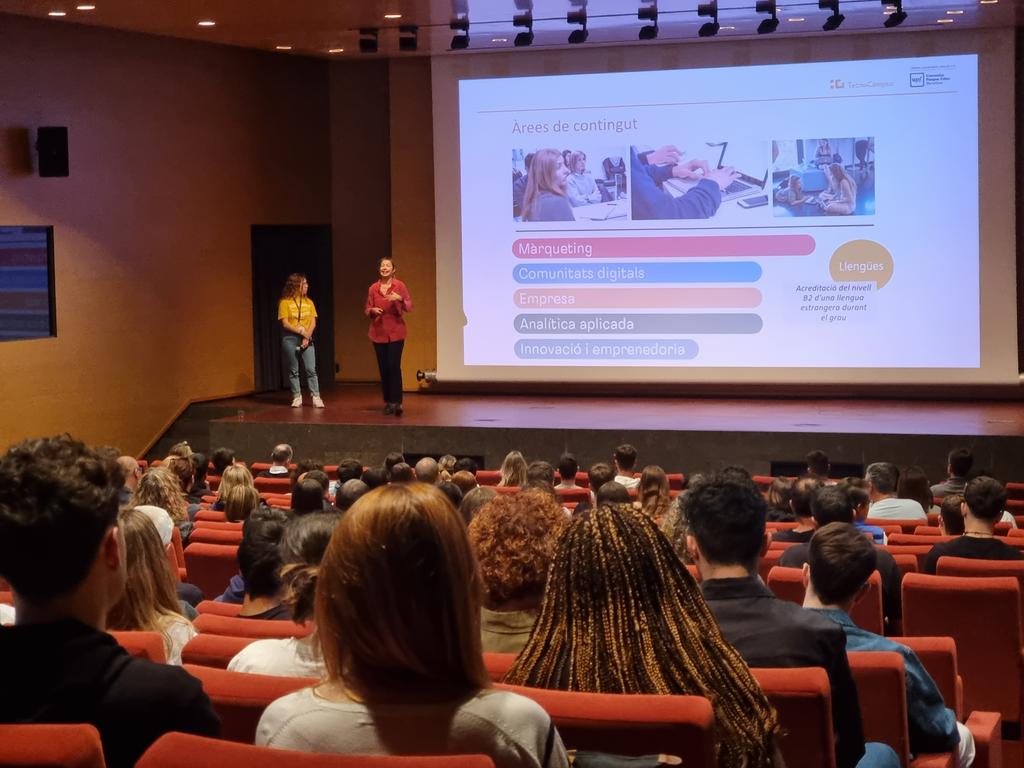 TecnoCampus's tweet photo. ☀️Comencem de bon matí amb graus dels àmbits d'#empresa, #salut, indústries culturals i #enginyeries. 💻

També amb una sessió d'informació general per part de Gestió Acadèmica i Serveis Campus del #TecnoCampus!🤗 https://t.co/9J5qZnnKL4
