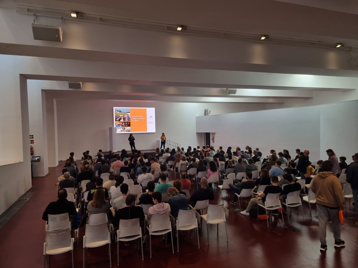 TecnoCampus's tweet photo. ☀️Comencem de bon matí amb graus dels àmbits d'#empresa, #salut, indústries culturals i #enginyeries. 💻

També amb una sessió d'informació general per part de Gestió Acadèmica i Serveis Campus del #TecnoCampus!🤗 https://t.co/9J5qZnnKL4