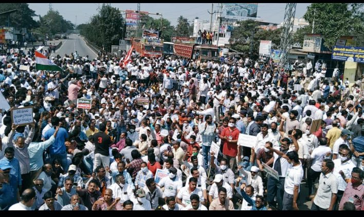 BojjaSuman2's tweet photo. #SaveVizagSteel 
#StopStrategicSaleofVizagSteelPlant
#allotoreminestovizagsteelplant #800daysofRINLprotest

@PMOIndia
@ysjagan
@ncbn
@PawanKalyan
@SteelMinIndia https://t.co/CSlrSkodu6