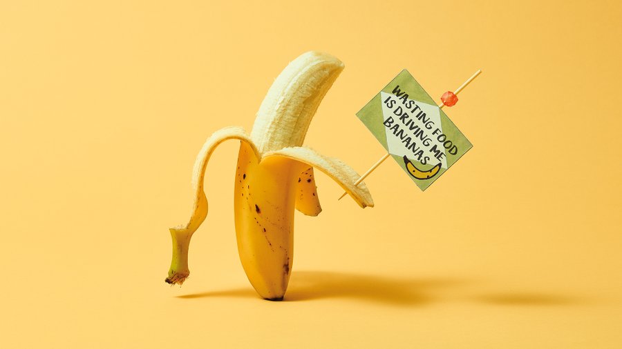 You would be bananas to waste bananas!

They are #delicious and #nutritious. You know, otherwise why would you buy them?

The peel has lots of #nutrition too, so compost it #BackToTheSoil!

#LoveFoodHateWaste #SopWastingFood #ClimateChange #HuntingdonshireComposts💚♻️🌈