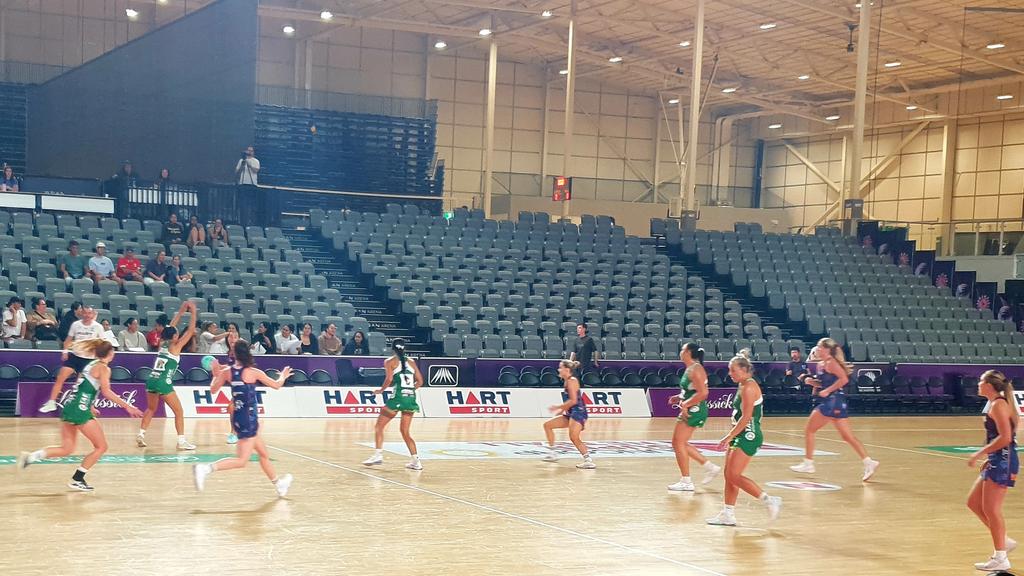 angela_leitch's tweet photo. Back at the #Netball watching my new favourite #Sapphires team #IpswichJets. Go Jets! https://t.co/C68zew0WPW