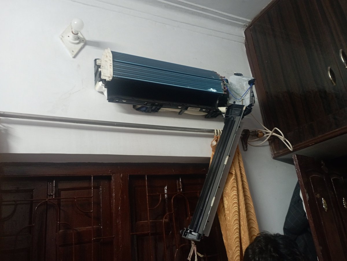 @SamsungHVAC 
I have purchase a Samsung AC -18BY3APWKNNA ( 04W5PPCT201756) from great eastern retail pvt Ltd on 11/04/2023 but they delivered the damage ac. After complain they said it was replace by co please wait. Now it almost 11days over still my issue was not resolve.