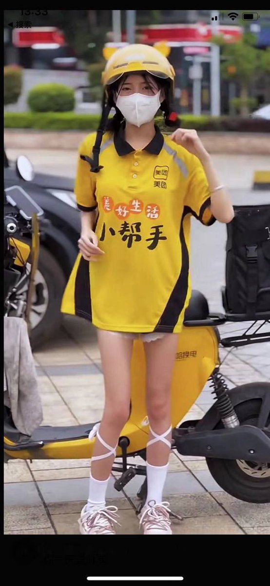 EgbertArab85211's tweet photo. 谁的副驾驶都不稀罕，小姐姐有自己的座驾，想去哪就去哪，什么街头深巷，只要能进去，飞起来那都不是事 https://t.co/RVowS3BLVI