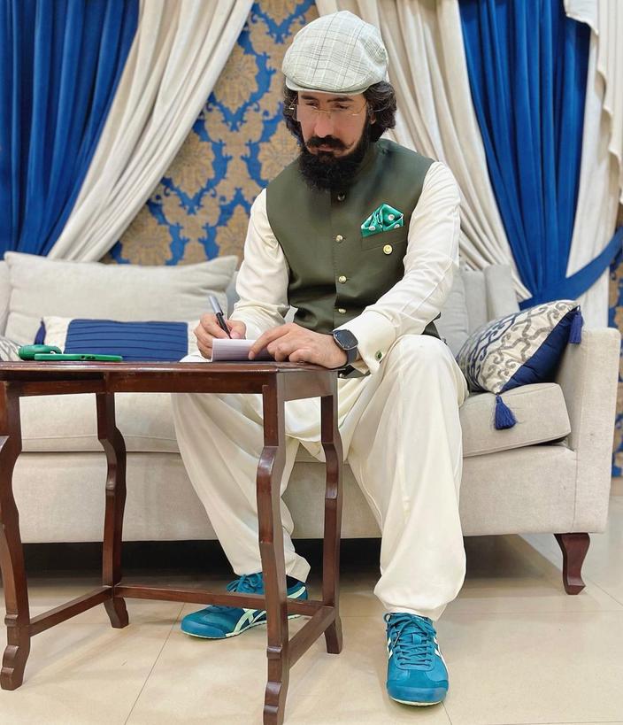 ZaheerAbbas815's tweet photo. #HBDSahibzadaSultan422
Subhanallah https://t.co/0nTnuJs6sm