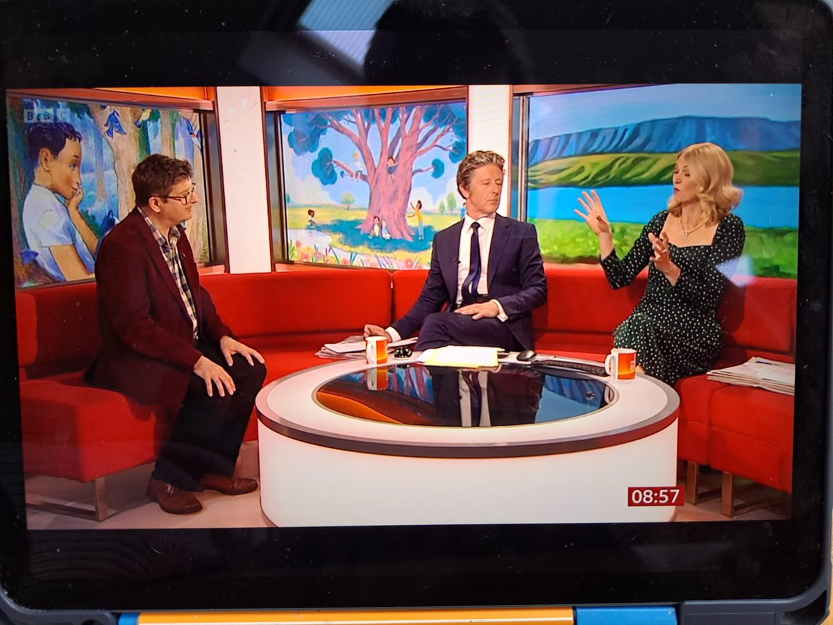 chrislloydwoep's tweet photo. Huge thanks to @ecoflixofficial and @PrincesFound for the wonderful partnerships that have resulted in the beautiful animation of #itsuptous launched today #EarthDay2023  as seen on @BBCBreakfast !! https://t.co/qWIXHx8hoB