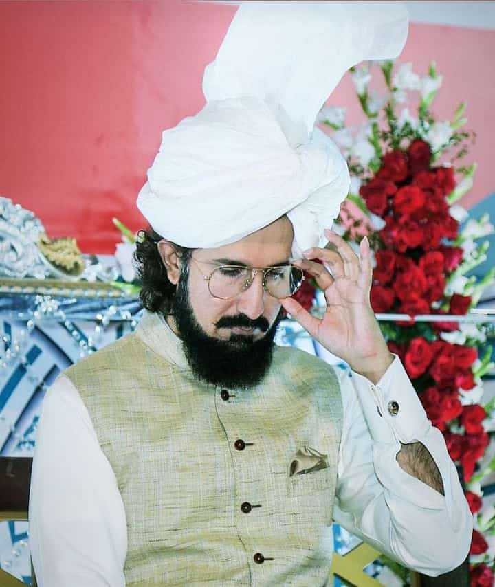 Mnb

#HBDSahibzadaSultan422