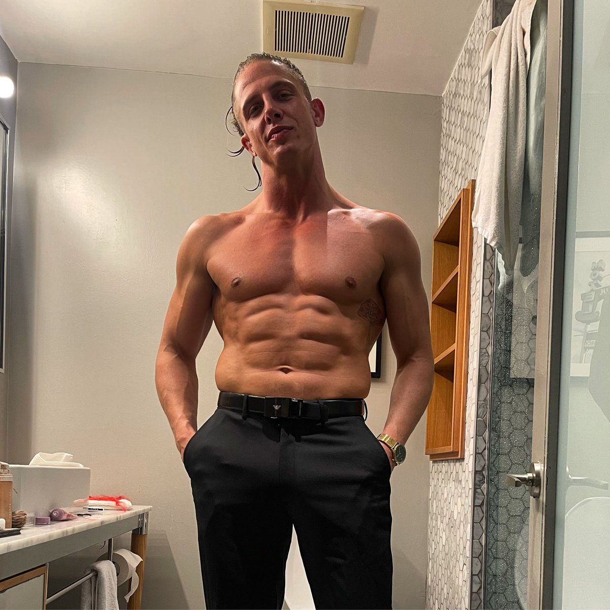 Matthew Riddle tweet media