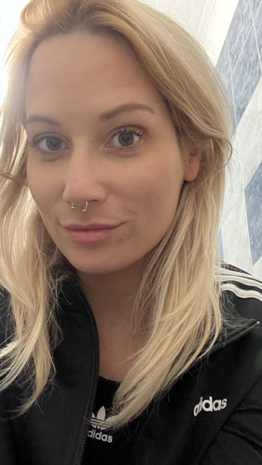 😘😘😘🙂🙂 https://t.co/wWU1nheiZB<a href="/tag/%C3%BAj"class="tags"><span>#&uacute;j</span></a>