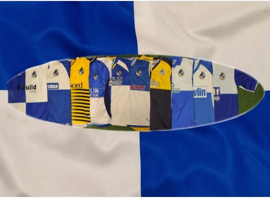 CArlequinadas's tweet photo. En breve monográfico del @official_brfc. Club fundado en 1883, uno de los más antiguos en vestir de manera habitual la #quartered, cuya afición está hermanada tanto con el @cesabadell como con el @ascwaterwijk.Una nueva sección que llamaremos #Premier-eArlequinada https://t.co/eWB5X50Awf