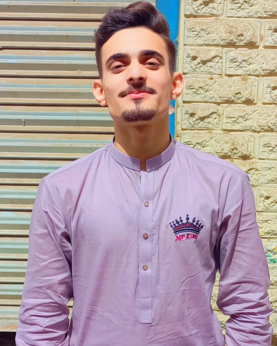 MHashimAdreesB1's tweet photo. #Eid2023 #EidMubarak #hkstar #viral #foryou #Trending https://t.co/JDBnLc2uSL