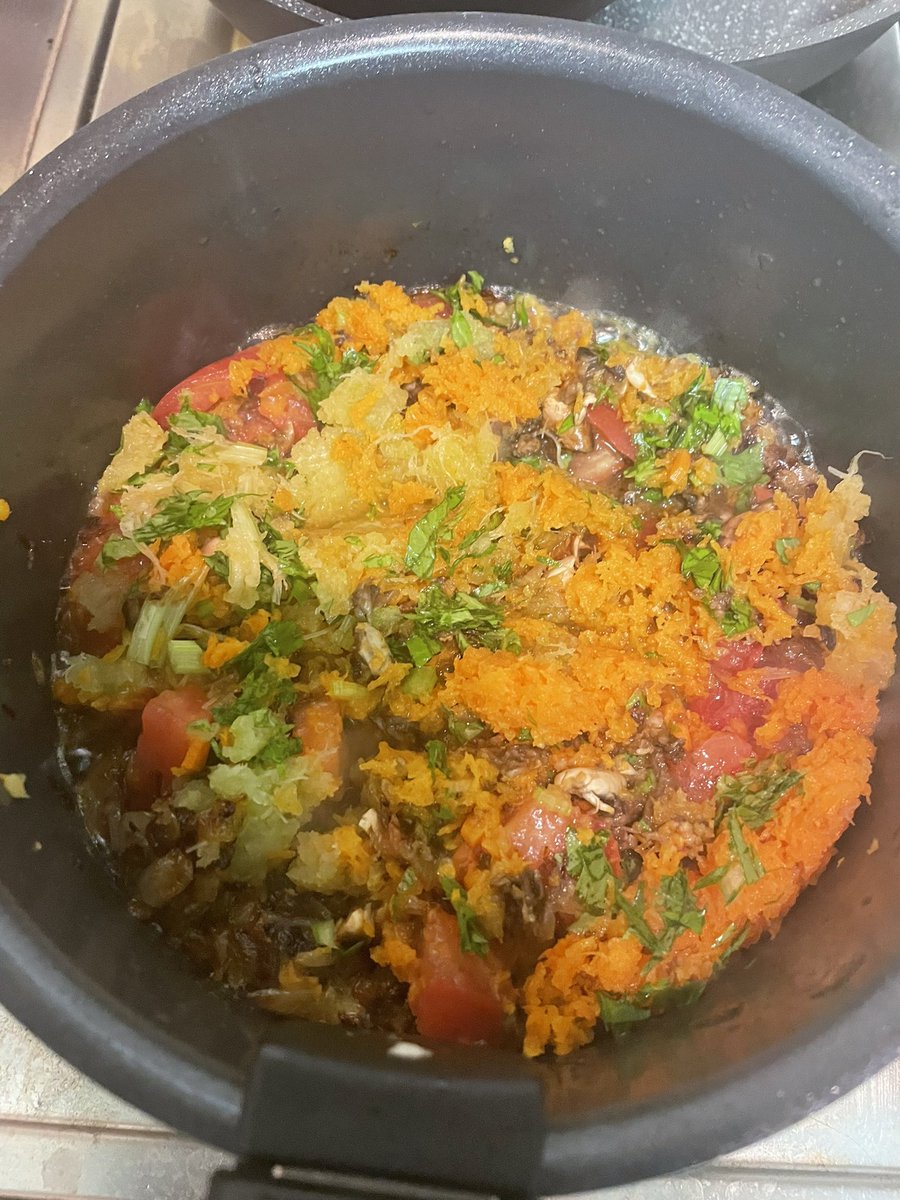 めちゃくちゃ時間かけて魂込めて作ったカレー。

本番で揺らせなかった。 https://t.co/snoGsbhAry