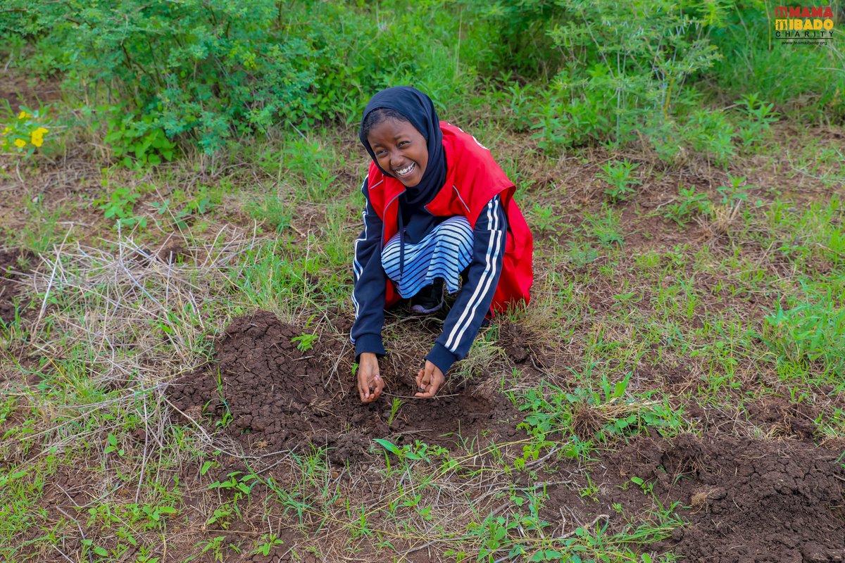 MamaIbado's tweet photo. When city girls visit the farm.
Happy Earth Day!
#WazeeWaKenya #MamaIbadoCharity #EarthDay #EarthDay2023 #SustainabilityProgram #Isiolo #IsioloCounty #Kenya #Matabithi #RestoringDignitytoourseniors #Canada #Ontario #Toronto https://t.co/tcZGp9X0zY