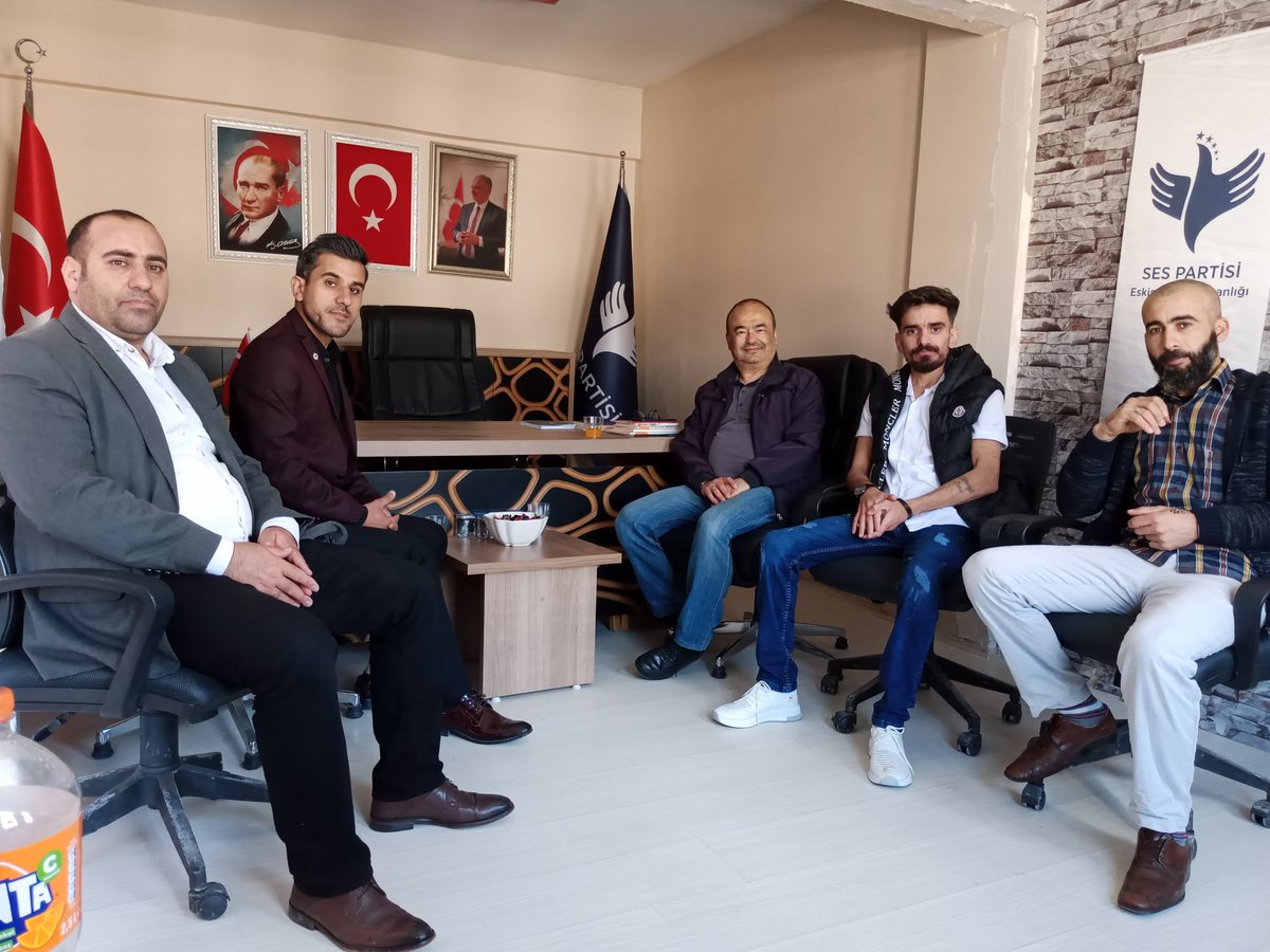 recai_akbaba's tweet photo. Ramazan Bayramıniz kutlu olsun https://t.co/ElTSatDKyB