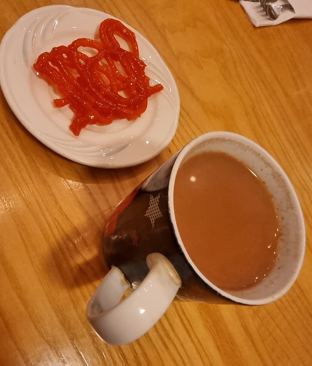 jindz4's tweet photo. Bro-in -law brings some JALEBI'S so I get the Panjabi chaa ready. Perfection. No dieting 🤣🤣💙🧡💙🧡💙🧡 https://t.co/Ksw7KDl7zP