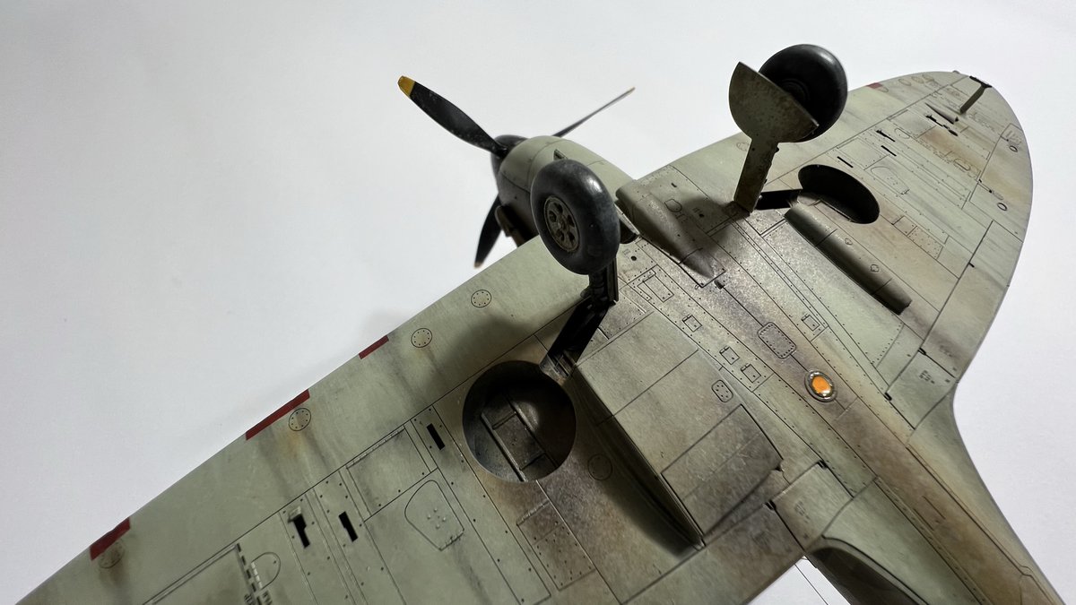 joekmodels's tweet photo. Happy I finally finished my Tamiya 1/48 Spitfire build! Check out my full build video if you like :)

https://t.co/dvH0G9Eyw4 https://t.co/hfdHzukaIb