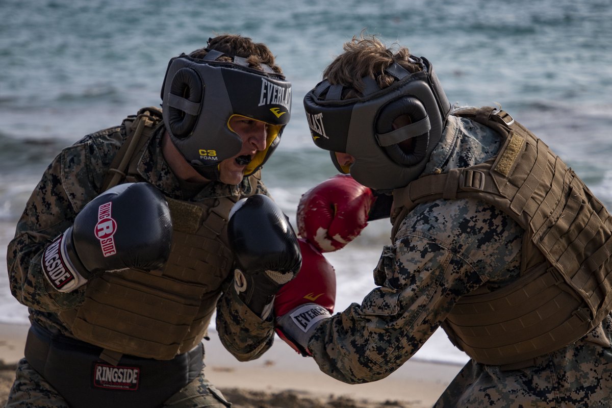 MarineCorpsIndy's tweet photo. RT USMarineCorps: Beachside Brawl

Marines fight during the culminating event of a Marine Corps Martial Arts Instructor (MAI) course on Camp Courtney, Okinawa, Japan. The MAI course tests the individual Marine’s physical endurance, character development,… https://t.co/5myFqoRd3D