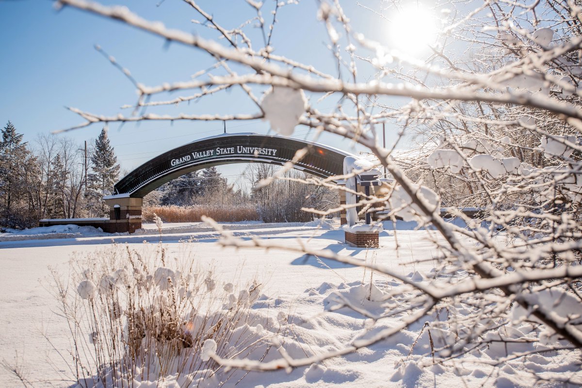 GVSU's tweet photo. Happy Earth Day! 🌎 We love seeing campus in every season 💙

📸: Amanda Pitts, Lauren Seymour, Kendra Stanley-Mills https://t.co/OvrMwR2QOq
