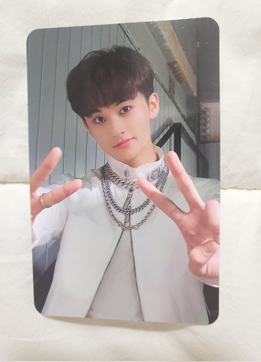yangdodo721's tweet photo. 엔시티 마크 스티커 쇼피 포카 양도

준미포 0.7

Nct dream 127 mark pc poca 콘서트 에이요 트레카 광야 스엠 리팩 엠디 굿즈 미공포 https://t.co/vx9TsEvZzk