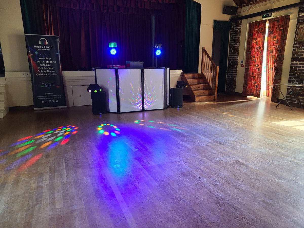 It's party time 🥳
5th Birthday Disco with games!!!

#disco #minidisco #childentertainment  #kidsdj #Shropshiredj #powysdj