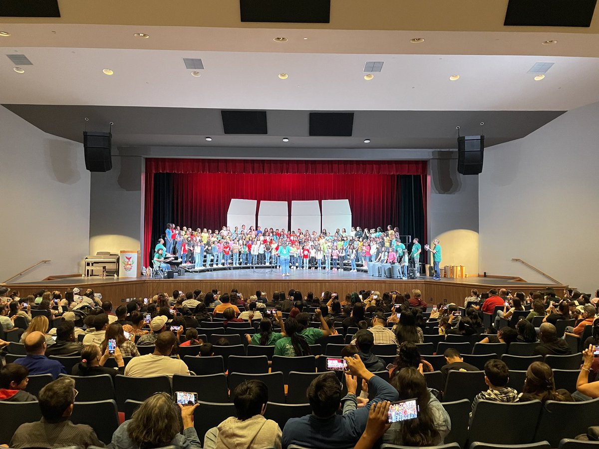 Del Valle ISD Fine Arts tweet media