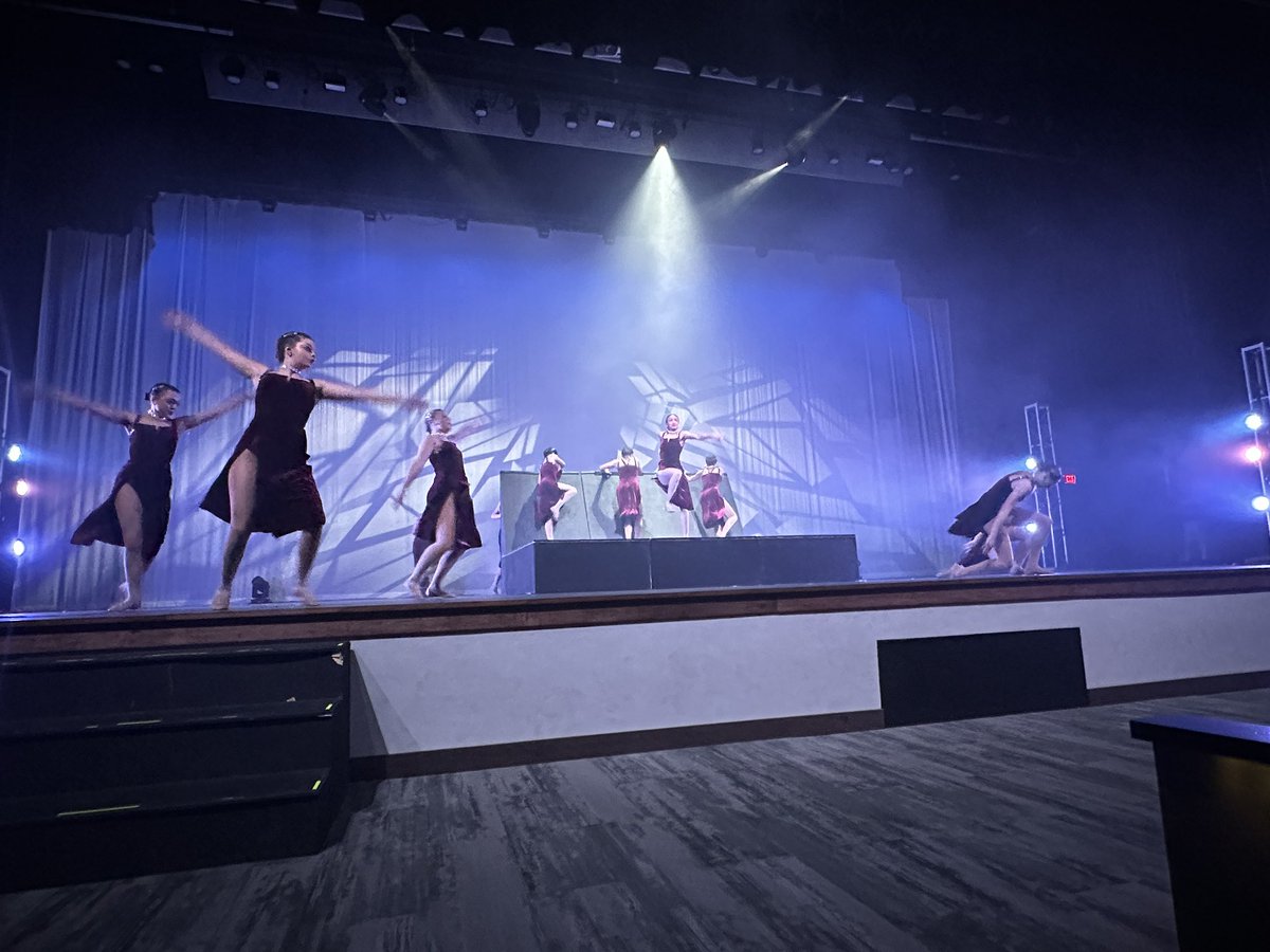 Prosper_FA's tweet photo. The Rockettes ROCKED their spring show! It was very cool seeing the integration of RH Cheer, RH Choir, Rogers, Hays, and WGHS Silver Elite in their debut!!! @RHHSRockettes https://t.co/Kw2roOOTVQ