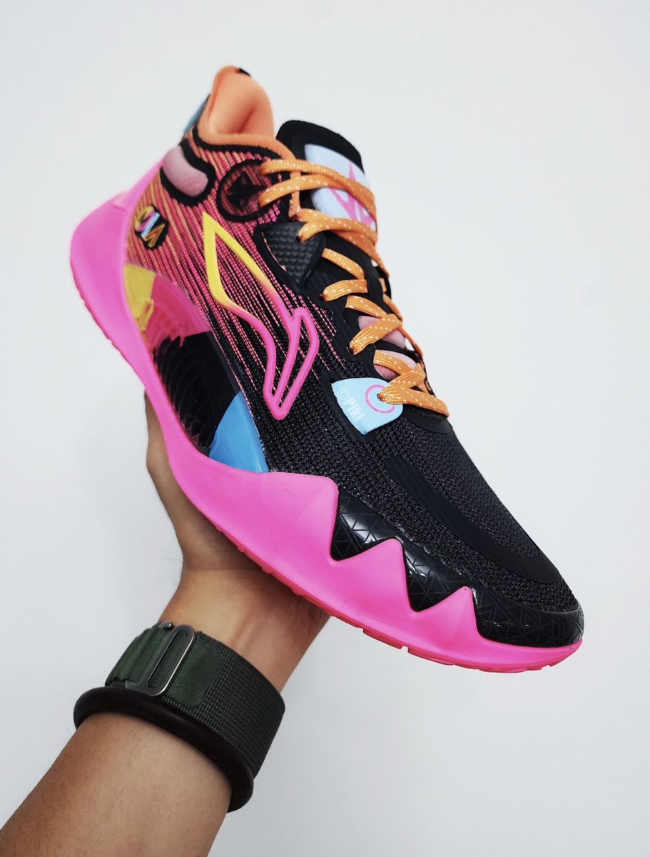 helloshoes1's tweet photo. Li Ning Jimmy Butler JB1 - 0.7s

Sell worldwide with free shipping: 
https://t.co/hmYCaauRxB

#jb1 #lining #liningsport #jimmybutler #liningjimmybutler #liningshoes #liningjimmybutler1 #liningrunning #liningrunningshoes https://t.co/bdqbJeWEvd