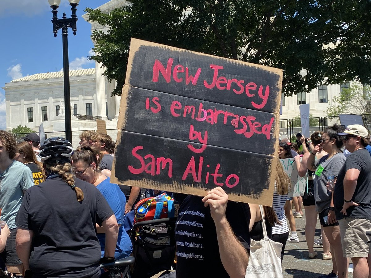 BillPascrell's tweet photo. Evergreen tweet https://t.co/Q1jcUP75wH