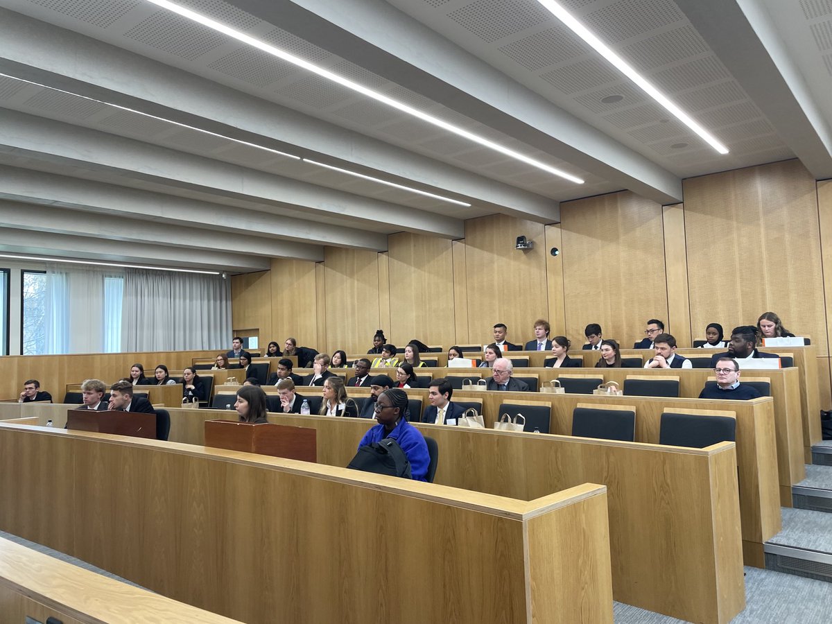 LawTriathlon's tweet photo. Fantastic panel session during @LawTriathlon - amazing insight from all our judges and practitioners! @UniKent @KentLawSchool @thomsonreuters #casecenter https://t.co/Xgh8f7FGu5