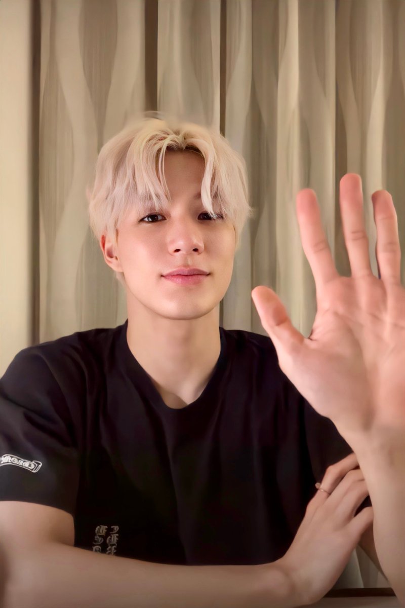cocoagalette's tweet photo. 李杰诺0423生日快乐 yaho！
#똑똑_제노생일이에요잇
#Our_BirthdayBoy_JENO
是谁生日 是小狗生日
wuli puppy jeno 生粗 https://t.co/UlA40giFDX