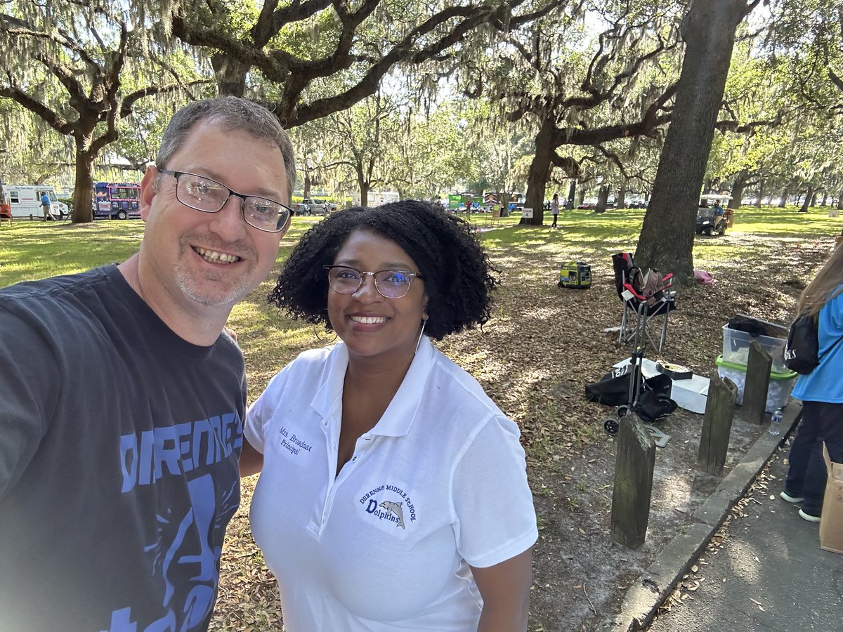 Stop by and see us at “Books and Blankets” in Daffin Park!  <a href="/SCCPSS/">Savannah-Chatham County Public Schools</a>