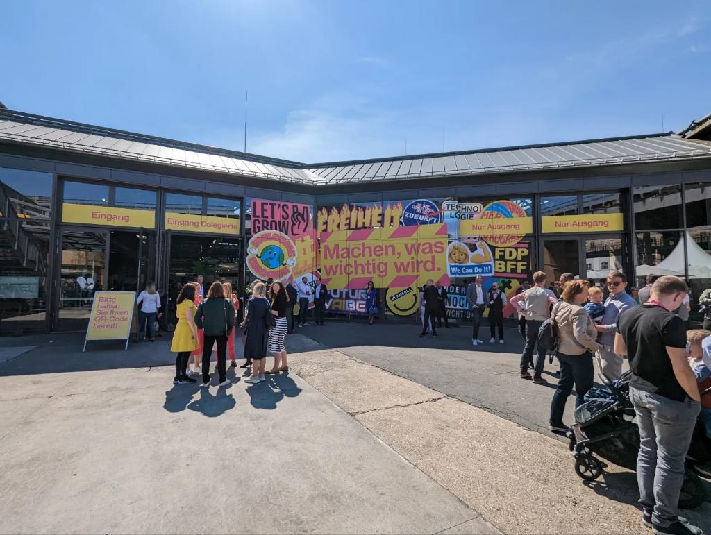 joschberlin's tweet photo. Heute beim 74. Bundesparteitag der FDP. #bpt23 #fdp https://t.co/1IqkvUEPUI