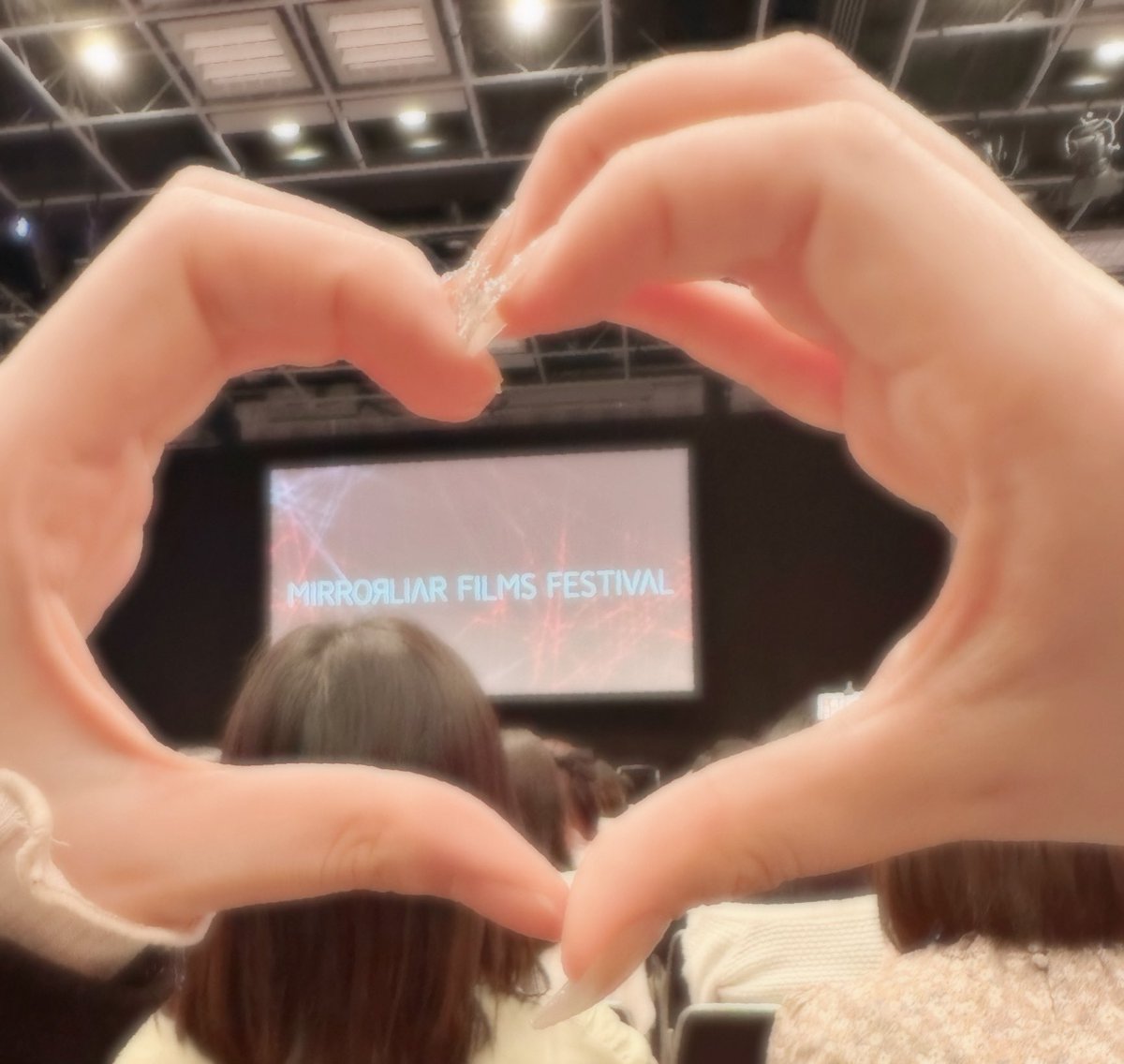 ymck_luv's tweet photo. 🎥2023.04.22🎬
MIRRORLIAR FILMS フェスティバル へ
お邪魔してきました🎶
自分の価値観や思いをきちんと言葉に乗せて話してたし、前に立っていたのが輝かしかった😭🌟
改めて初主演おめでとう㊗️
ROADING...見るの楽しみです(՞  ܸ. .ܸ՞)︎

#MLFF2023 #MIRRORLIARFILMS
#山下幸輝 @qpitdef https://t.co/kZn5Qw2Dna