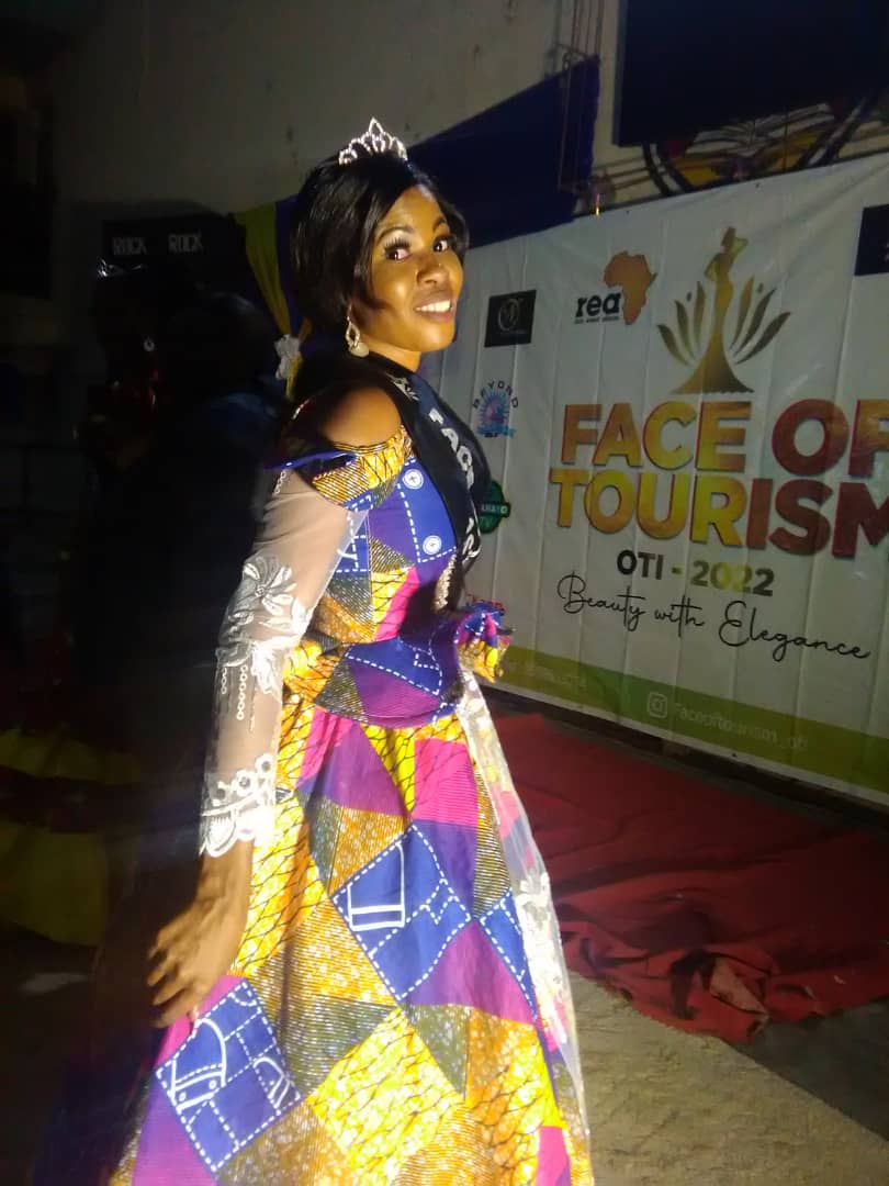 keta_vibes's tweet photo. Meet Jennifer Asare, first runner up of Face of Oti Tourism, 
Jennifer Akos Face Of Tourism Oti  is a proud native of Kwamekrom in the Biakoye District of the Oti Region.
#EidMubarak 
#DutyAfterSchool https://t.co/duOe0VqoQ8