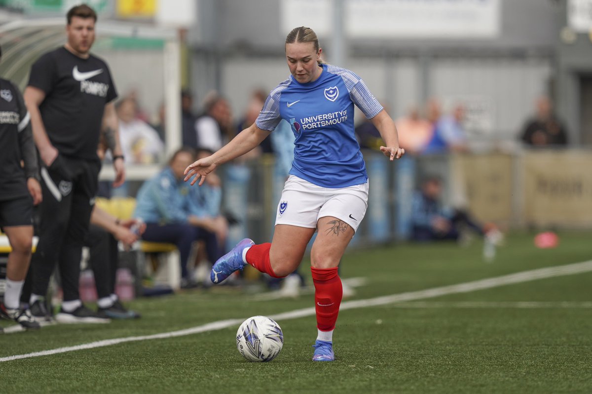 EllaHumphrey_9's tweet photo. Gutted to be missing out on the final games of the season due to a knee injury. What a crazy year with football, thankful for all the opportunities I’ve had and ready to bounce back even stronger💙⚽️💪🏼 @PompeyWomen @Cymru @BHAFCWomen https://t.co/svCKsckI0R