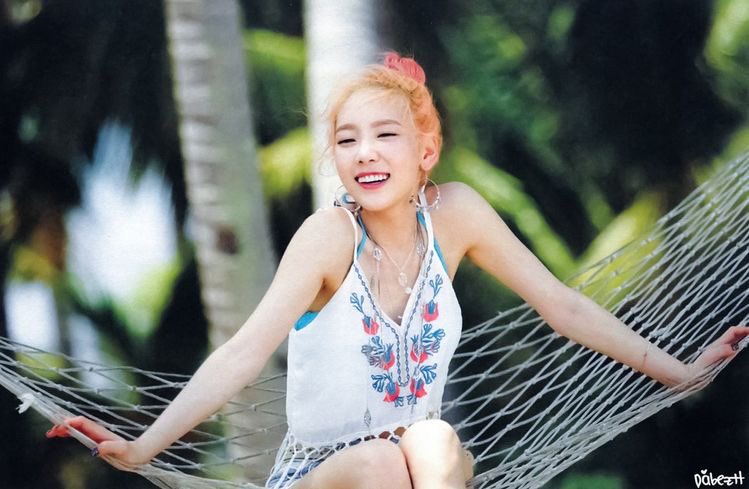 smethystmuses's tweet photo. 🌺: Looking forward to the summer! Treating myself today~ 

#MidnightEnt #MidnightLife #MidnightModels https://t.co/zaP70DVSjL