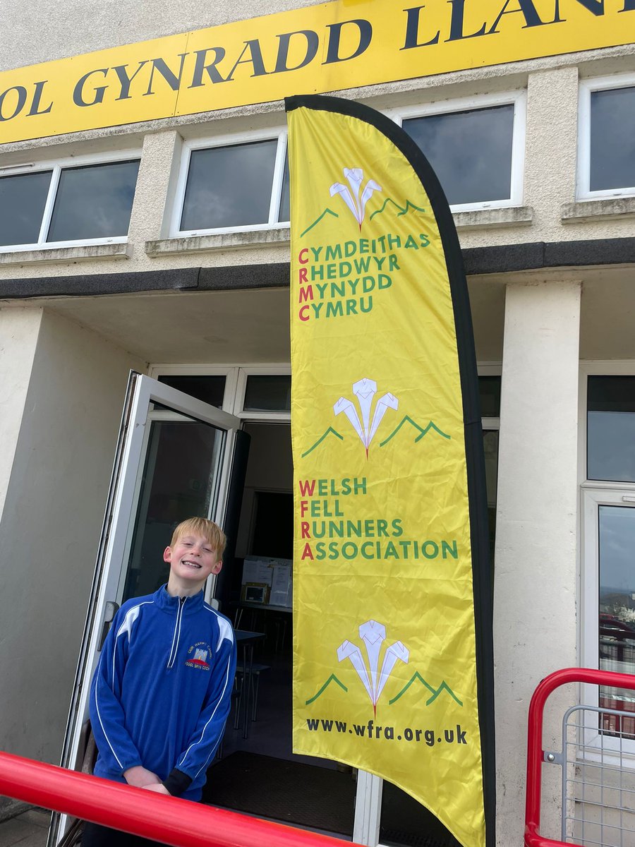 thedavegraham's tweet photo. Race 2 in the North Wales Fell running series. 2nd place for Z. Tough course up Moel Wnion Bethesda representing @ysgolbryncoch @Year4BC https://t.co/r8m2AKmLnQ