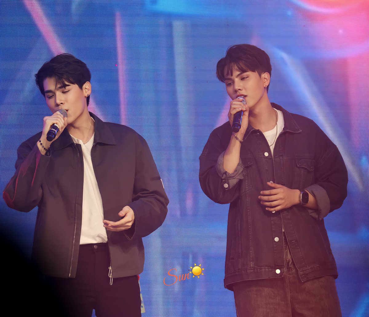 sun_fortpeat's tweet photo. Copy and paste ♥︎♥︎

᯽@fort_fts @peatwasu ᯽

FortPeat in Manila 

#FortFTS #ComeFortZon
#Peatwasu #CaptainPeat
 #BabyFeat 
#SSofLoveinTheAirMNL2023 https://t.co/56sIOG1BmU
