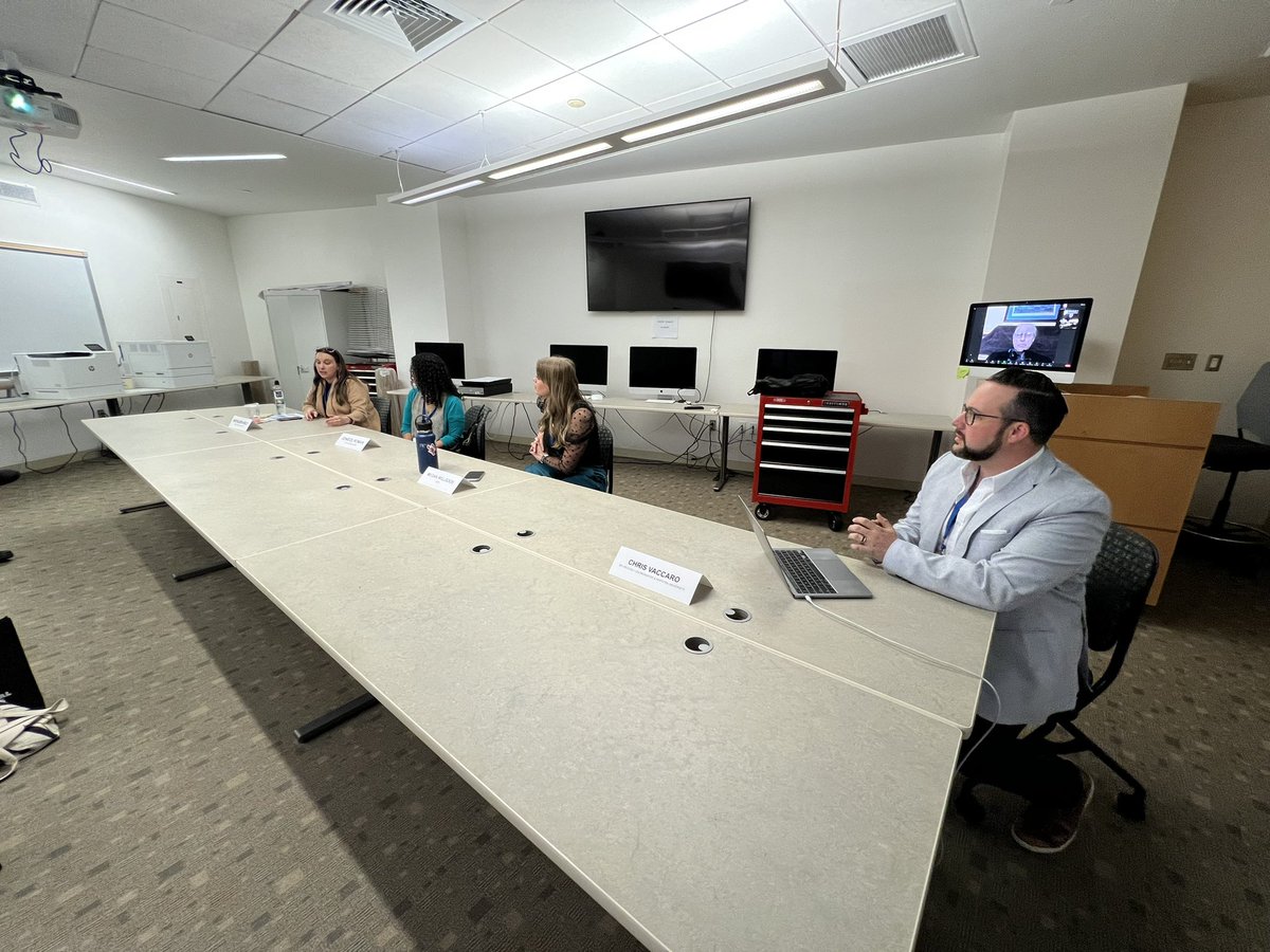 Chris R. Vaccaro tweet media