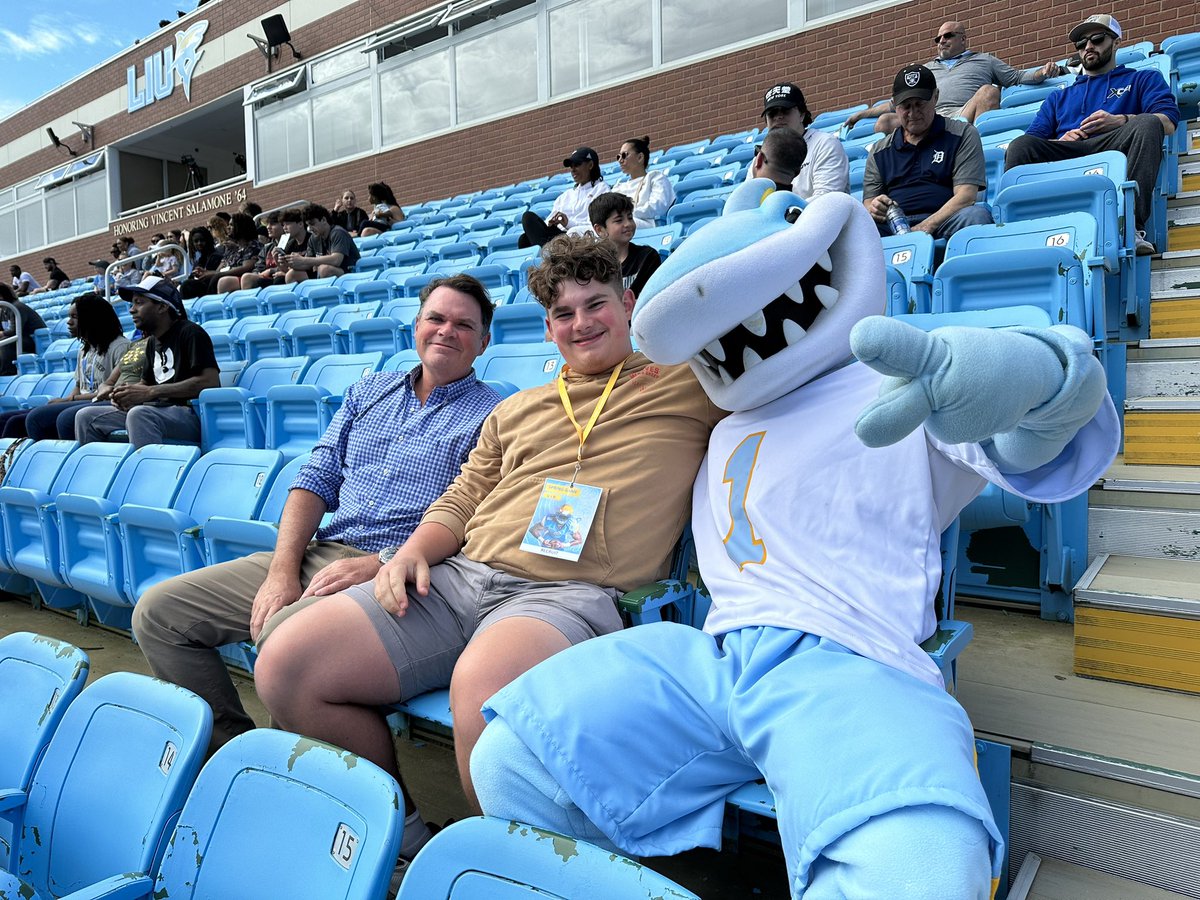 Thankful to the coaches who invited to campus the past two weeks <a href="/Coach_Creed/">Bill Creed</a> @CoachWhite_DSU <a href="/CoachRAlexander/">Ryan Alexander</a> <a href="/Coach_TMcC/">Coach Trevor McConnell</a> <a href="/CoachPrevost/">Andrew Prevost</a>